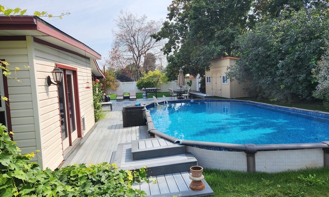 Caldwell House | Pet friendly MIL Suite, Caldwell ID. Private hot tub/pool in beautiful backyard