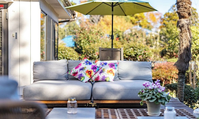 Chosei Villa | Pet friendly, spacious bedroom + private balcony