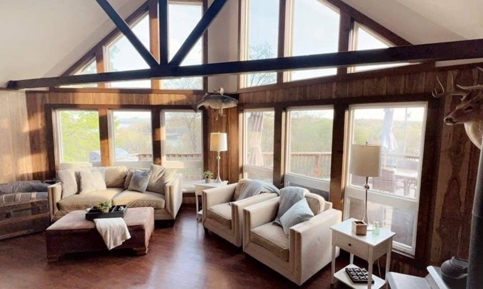 Shell Knob Cabin | Pet Friendly Table Rock Lake Cabin w/Stunning Lake Views of Shell Knob Bridge