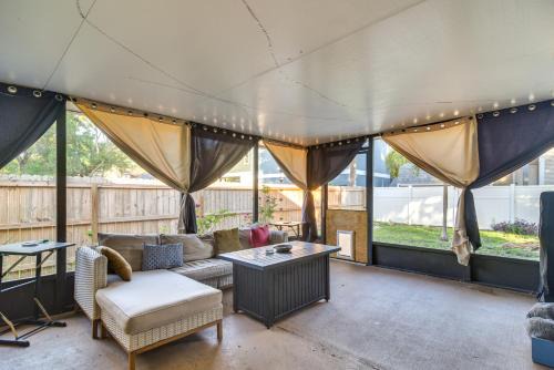 Oldsmar House | Pet-Friendly Tampa Bay Getaway Walk to the Water!