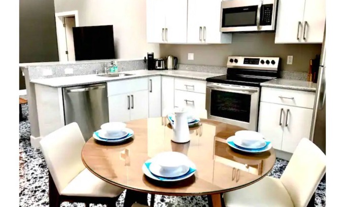 Petaluma Apartment | Petaluma Warehouse Loft Collection.