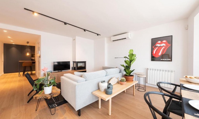 Terrassa Apartment | Petit Luxe l'Àtic