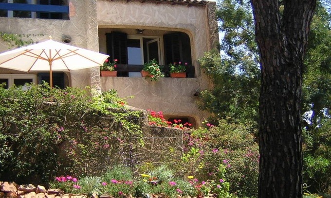 Cala Rossa Villa | Petite Villa Dans Domaine Prive Decala Rossa