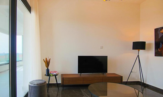 Agios Athanasios Apartment | Phaedrus Living: Sea View Anna Residence 201