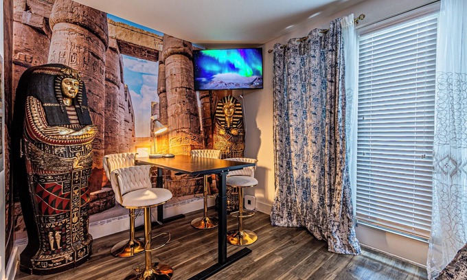 Legacy Park Apartment | Pharaoh's Fortune: A Legacy West Oasis and Business Pleasure Spot