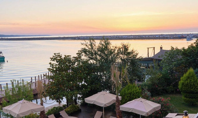 Sile Hotel | Phellos Suites