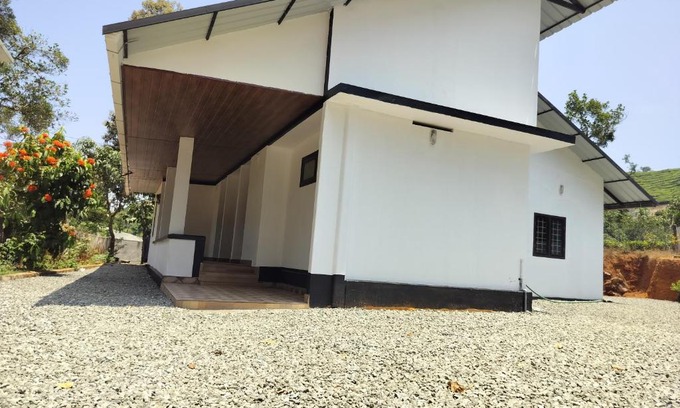 Elappara House | Pheonix home stay