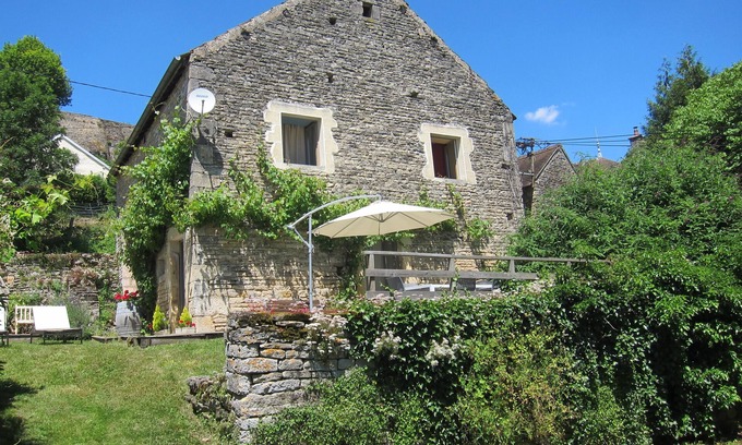 Frolois House | Picturesque. A modern barn conversion, sleeps 5. Stunning views.
