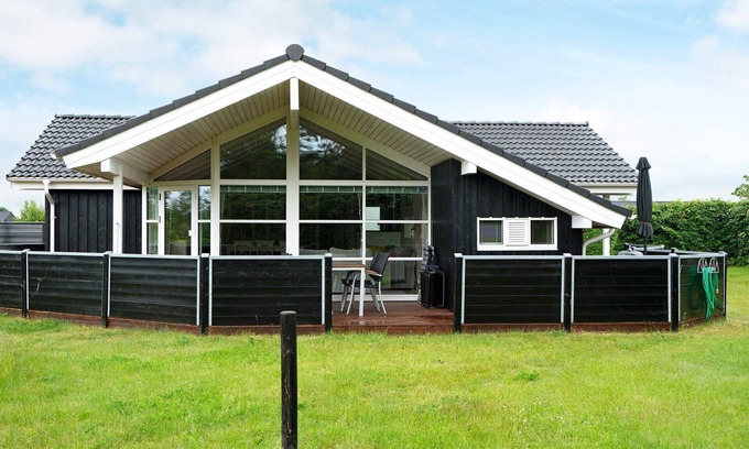 Horve House | Picturesque Holiday Home in Zealand With Sauna