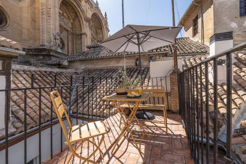 Central District Apartment | Pie de la Catedral Duplex