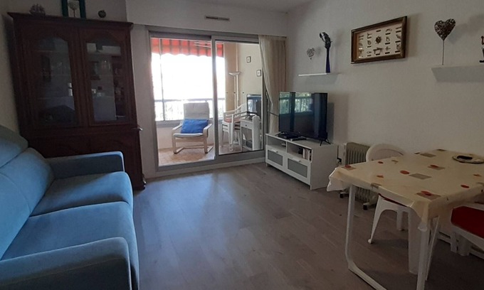 Saint-Mandrier-sur-Mer Apartment | Pin Rolland Saint Mandrier Studio Meublé 4 Couchages