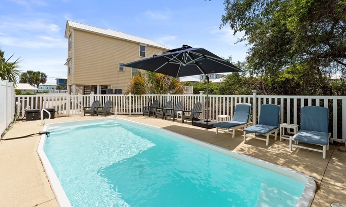 Cape San Blas House | Pineapple Plantation - Gulf view, Family friendly, Private pool, Lots of games &