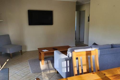 Twizel Apartment | Pinegrove Cottages - unit1