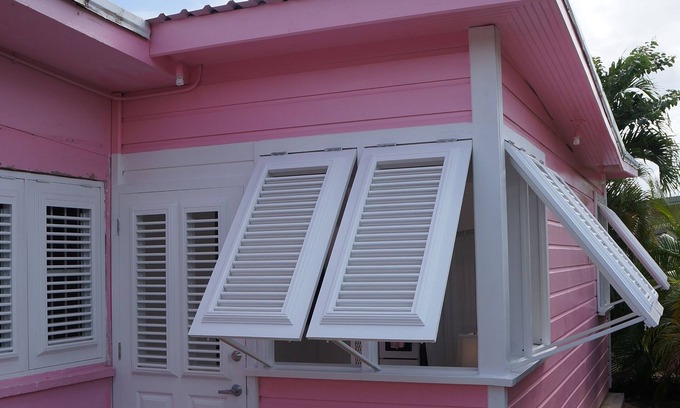 Sunset Crest Cottage | PINK COTTAGE - CHATTEL STYLE - BUILD 2015 - GREAT LOCATION ON THE WEST COAST