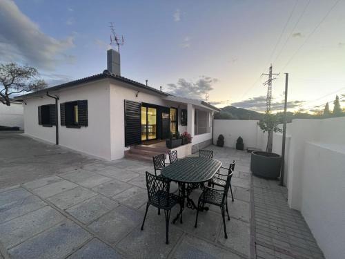 Cadalso de los Vidrios House | Piquillo 20