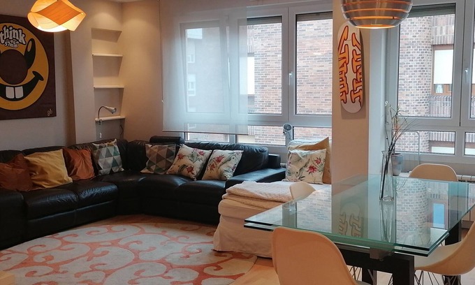 Santander Apartment | PISAZO REFORMADO EN EL CENTRO CON GARAJE PRIVADO