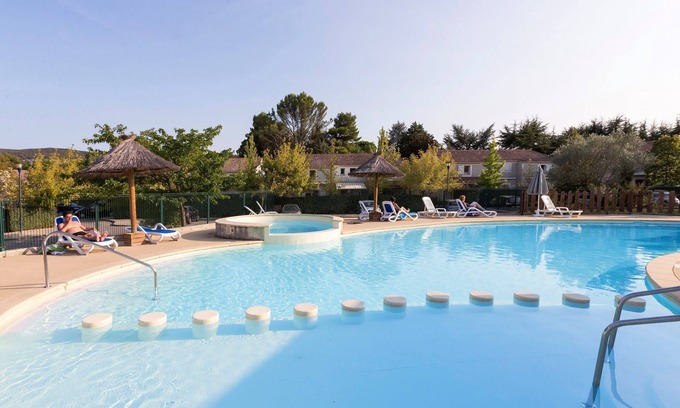 Vallon-Pont-d'Arc Condo | Piscines Extérieures | 10 minutes à pied de Vallon-Pont-d'Arc