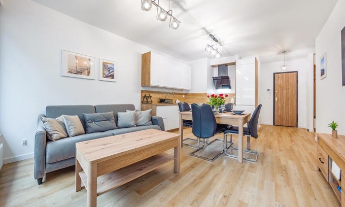 Srodmiescie Apartment | Plac Unii, Sun & Snow