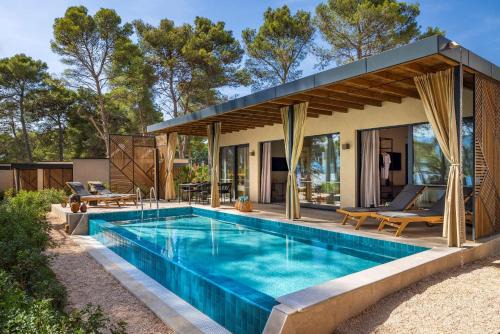 Stari Grad Resort | PLACES Hvar Villas by Valamar