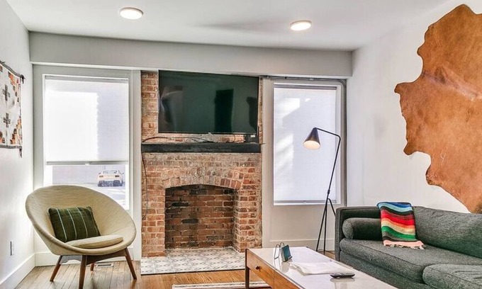 Central Oklahoma City Apartment | Plaza Southwest - Trendy 2Bed Apt