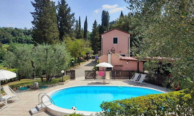 Palaia Villa | PODERE IL LECCIONE - COZY VILLA IN THE HEART OF THE TUSCAN HILLS