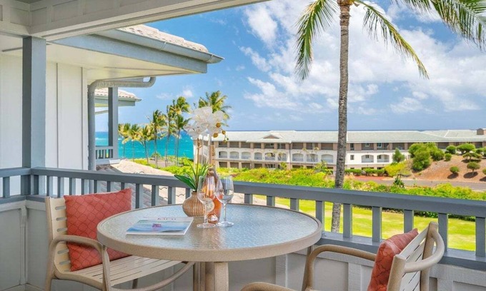 Poipu Condo | Poipu Sands 321 Ocean Breeze By Suite Paradise