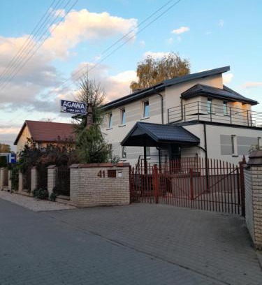 Lomianki House | Pokoje Gościnne Agawa