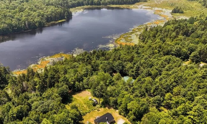 Blue Hill House | Pondside Retreat with Private Island!