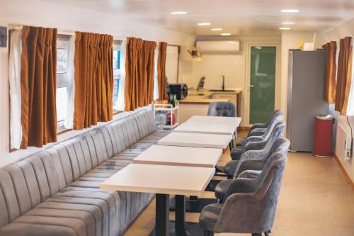 Giurgiu Boat Rental | Pontonul de pe Dunăre Giurgiu