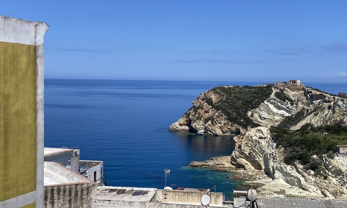 Le Forna Apartment | Ponzamania Limoncello Apartment