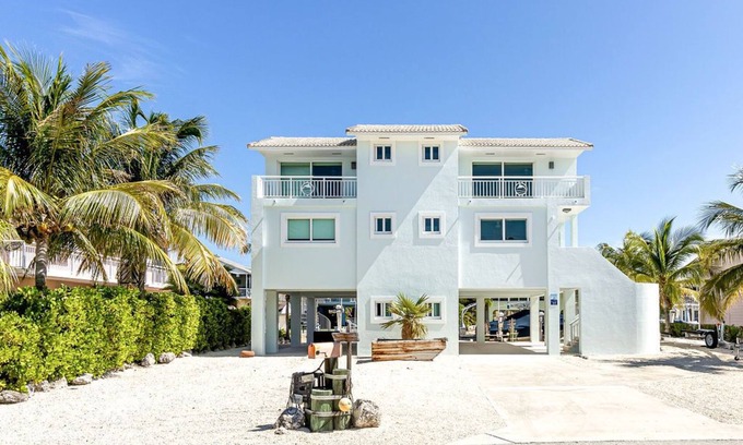 Islamorada House | Port Antigua Retreat on Canal with Boat Lift and Private Beach Access