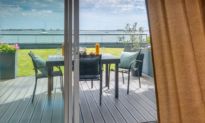 Port-Louis Apartment | Port-Louis: 1-Bedroom Apartment with Terrace, Parking and Wifi