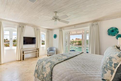Douglas Resort | Port St. Charles