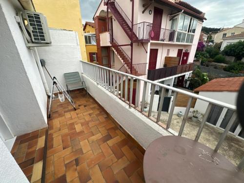 Port-Vendres Apartment | Port-Vendres - Charmant T2 refait à neuf, proche des quais pour 2 personnes - FR-1-309-531