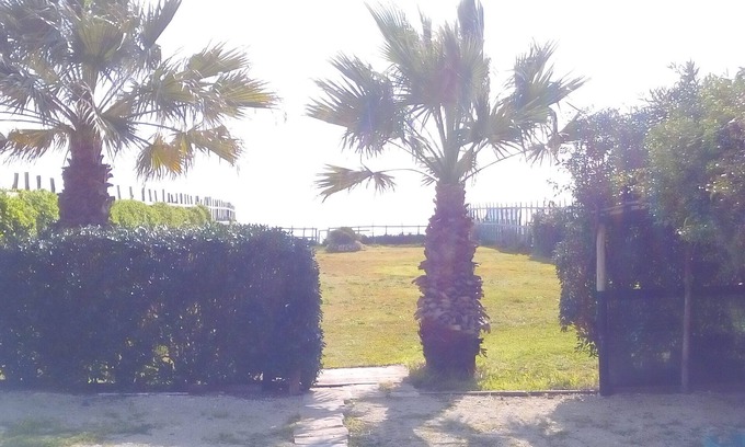 Eastern Sicily Cabin | Portopalo chalet carratois on the sea private garden