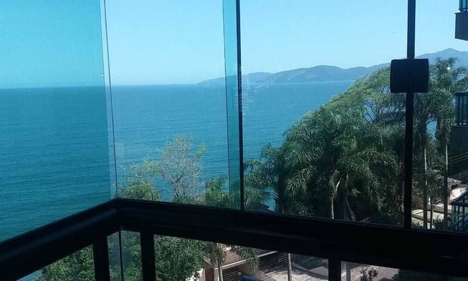 Conceicao de Jacarei Apartment | Porto Real Resort apartment with sea view