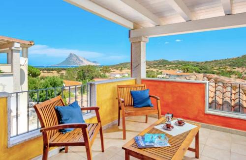 Vaccileddi Apartment | Porto Taverna, Terrazza Privata con Vista Mare