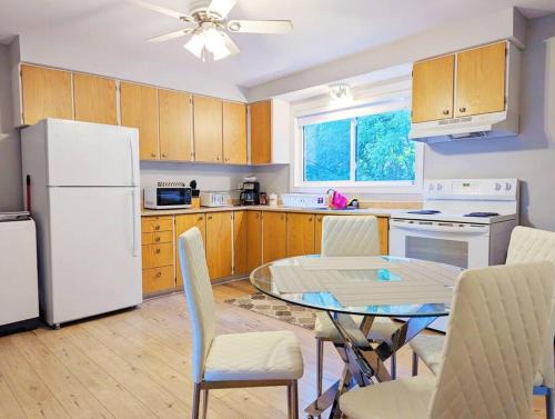 Kingston Apartment | Portsmouth Village Retreat