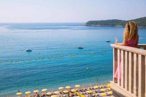Seoca Hotel | Poseidon The Beach Hotel