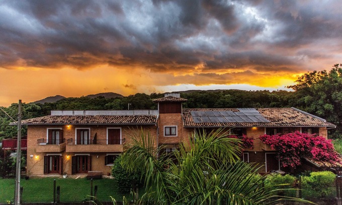 Lagoa da Conceicao Hotel | Pousada Casa da Lagoa