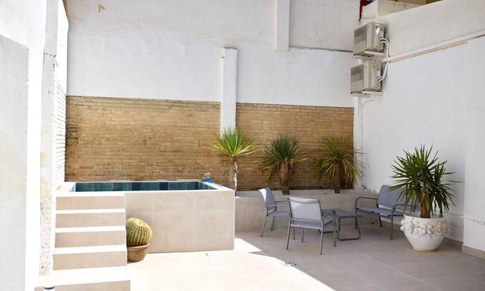 Ruzafa Apartment | PR27 RUZAFA APARTMENT WITH 50 M TERRACE AND SMALL POOL