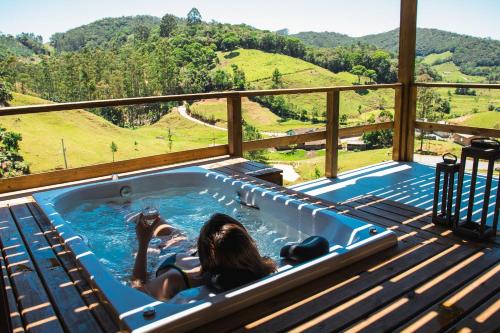 Aguas Mornas House | Prana Chalé com Hidromassagem - Águas Mornas - SC