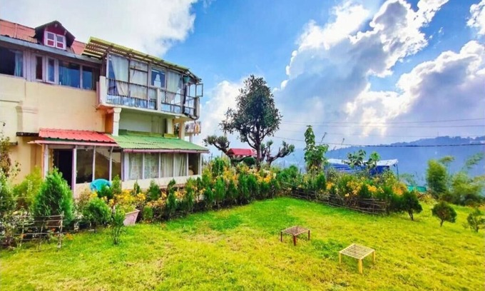 Nainital House | Prashant Homestay Nainital - Panoramic Lake View Wifi Kitchen Garden in Nainital