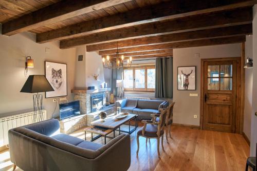 Gessa House | PRECIOSA CASA, NAUT ARAN, ALTO ARAN, GESSA, A 4 KM DE BAQUEIRA, 212 M2 wifi