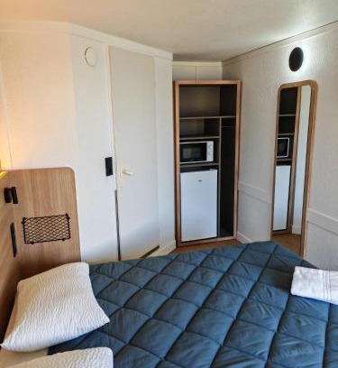 Cuincy Hotel | Premiere Classe Lille Sud - Douai Cuincy