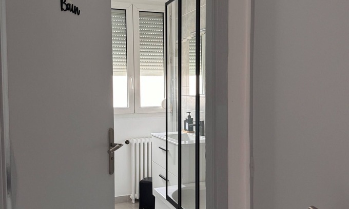 Athis-Mons Apartment | Premium apartment 5 mns from orly airport
