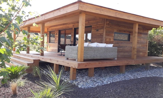 Villarzel-du-Razes Villa | Prestigious cabin on stilts with private spa in the heart of nature