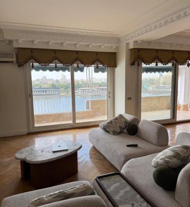 Downtown Cairo Apartment | Prestigious Nilefront Residence, 5-Star Cairo Views