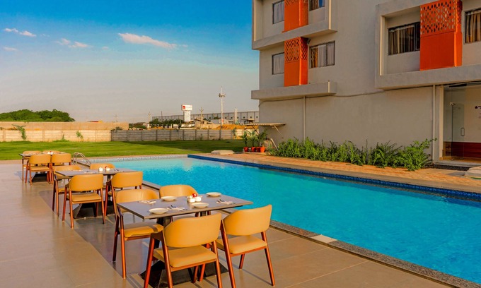 Dasada Hotel | Pride Elite Becharaji