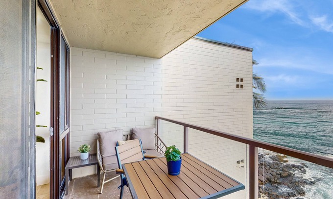 Poipu Apartment | Prime Top-Floor View Oceanfront Condo w/A/C, Free WiFi, Lanai, Shared W/D, BBQs